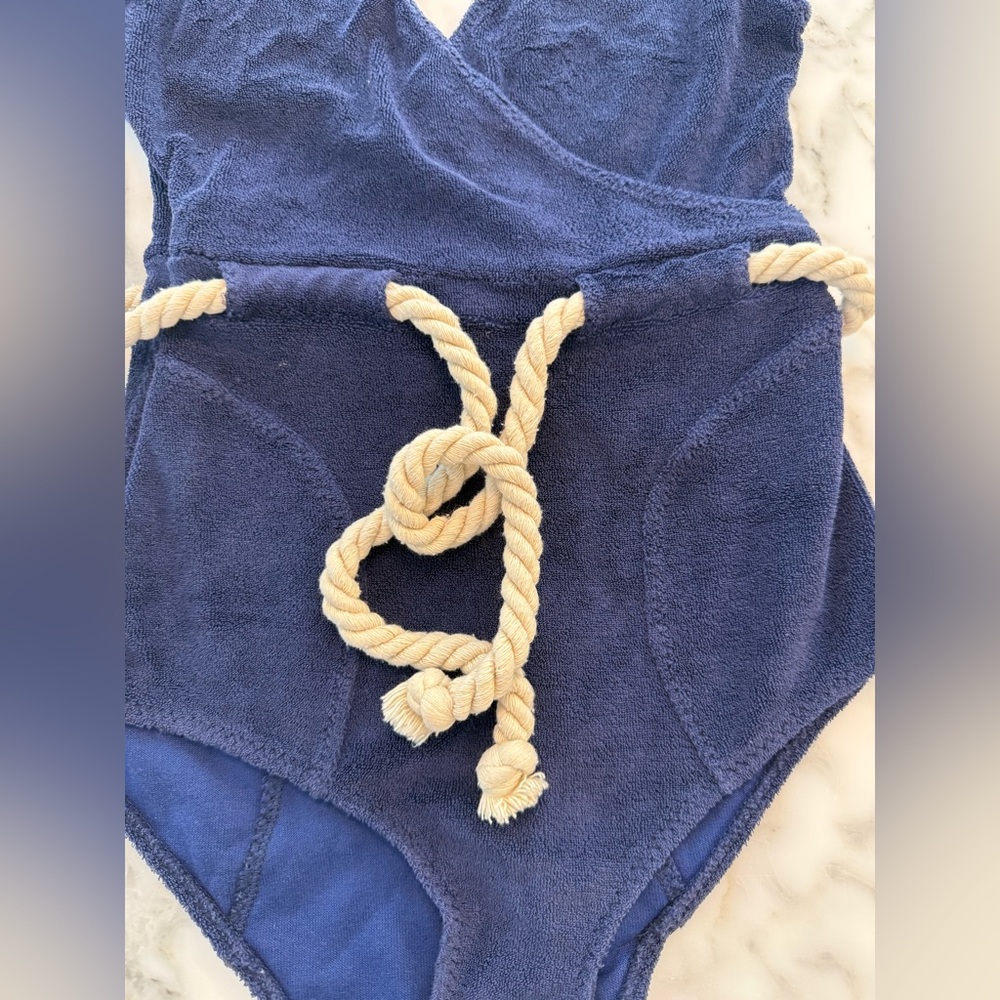 Lisa Marie Fernandez Swim - Picture 2 of 10